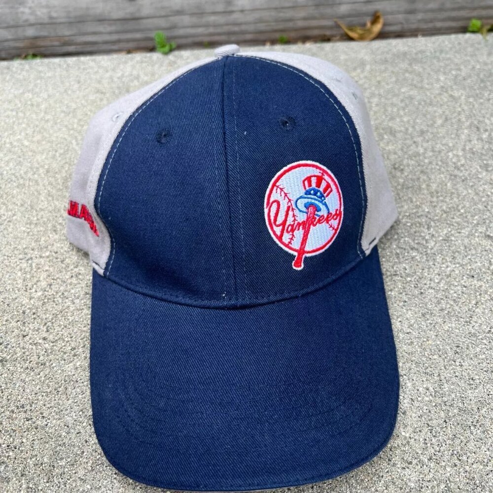 W.B. MASON New York Yankees Hat Men's MLB Baseball Cap Blue Official Supply Co​​